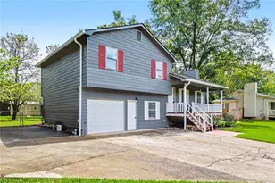 120 Lost Meadows Dr, Dallas, GA 30157 - Photo 3