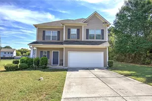 102 Oakridge Dr, Aragon, GA 30104 - Photo 1