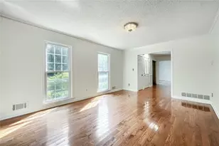 1349 Murdock Rd, Marietta, GA 30062 - Photo 5