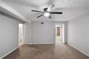 222 Brenda Ellen Dr, Newnan, GA 30265 - Photo 15