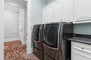 4992 Rebel Trail, Atlanta, GA 30327 - Photo 51