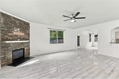 351 The Boulevard, Newnan, GA 30263 - Photo 3