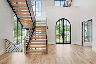 65 Woodlawn Dr NE, Marietta, GA 30067 - Photo 3