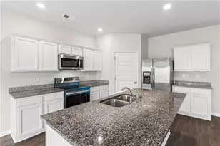5758 Barrington Run, Union City, GA 30291 - Photo 13
