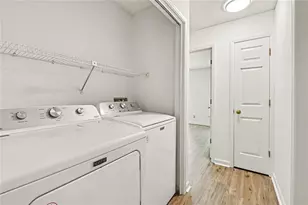105 Garden Ct, Atlanta, GA 30328 - Photo 29