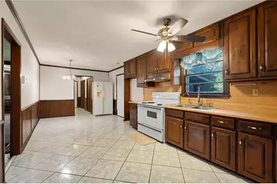 1739 Pleasant Hill Trail, Lithonia, GA 30058 - Photo 5