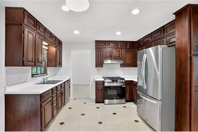447 Cove Drive, Marietta, GA 30067 - Photo 5