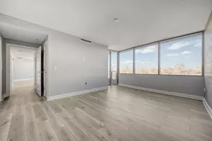 700 Park Regency Pl, Atlanta, GA 30326 - Photo 9