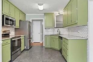 830 Riverwood Dr, Monroe, GA 30655 - Photo 3