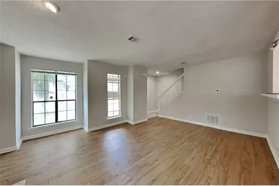 804 Heritage Oaks Drive, Stone Mountain, GA 30088 - Photo 3
