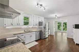 3832 Whitney Pl, Duluth, GA 30096 - Photo 9