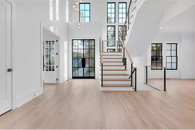 746 Hillwood Drive, Marietta, GA 30068 - Photo 3