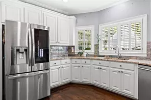 5502 Oakwood Dr, Stone Mountain, GA 30087 - Photo 9