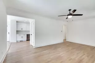 1861 Dyer Cir, Chamblee, GA 30341 - Photo 7