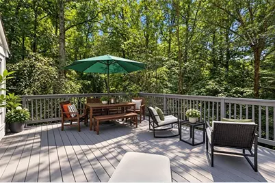 2330 Castle Lane NE, Marietta, GA 30062 - Photo 33