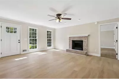 2344 Sawmill Road, Marietta, GA 30064 - Photo 7