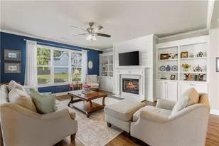 5200 Parkwood Dr, Flowery Branch, GA 30542 - Photo 13