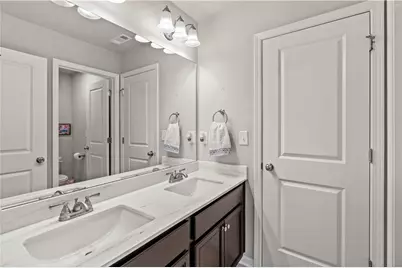 5200 Parkwood Drive, Flowery Branch, GA 30542 - Photo 35