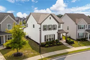 5200 Parkwood Dr, Flowery Branch, GA 30542 - Photo 3