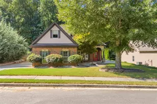 383 Spinner Dr, Jefferson, GA 30549 - Photo 1