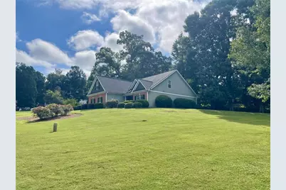 930 Vinings Drive, Winder, GA 30680 - Photo 3