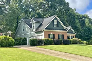 930 Vinings Dr, Winder, GA 30680 - Photo 1