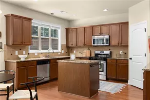 1075 Crescent Ridge Dr, Buford, GA 30518 - Photo 19
