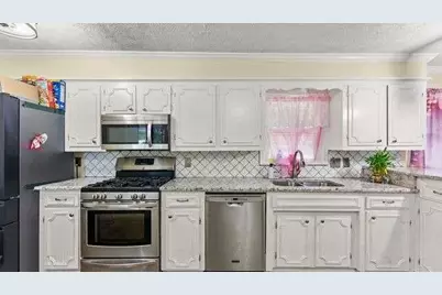 301 Briarwood Drive, Calhoun, GA 30701 - Photo 9