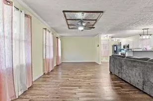 301 Briarwood Dr, Calhoun, GA 30701 - Photo 7