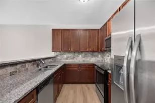 5918 Cassie Dr, Lithonia, GA 30038 - Photo 9