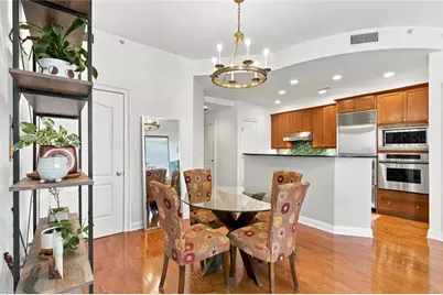 2828 Peachtree Road NW #1204, Atlanta, GA 30305 - Photo 11