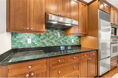 2828 Peachtree Road NW #1204, Atlanta, GA 30305 - Photo 5