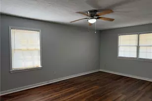 406 Ohern Ct, Stone Mountain, GA 30088 - Photo 7