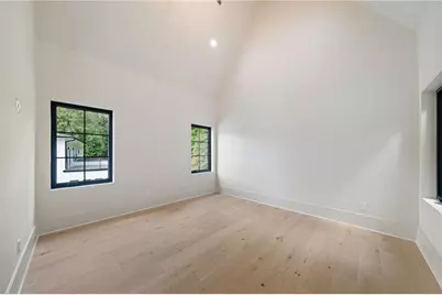 4901 Cambridge Drive, Dunwoody, GA 30338 - Photo 33