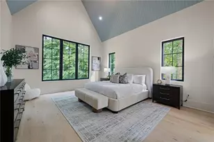 4901 Cambridge Dr, Dunwoody, GA 30338 - Photo 23