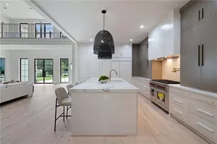 4901 Cambridge Dr, Dunwoody, GA 30338 - Photo 15