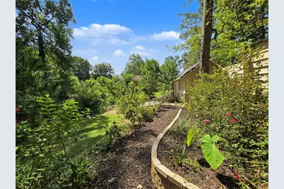 1898 Burfordi Drive SW, Marietta, GA 30008 - Photo 29