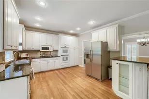 330 S Satinwood Pl, Roswell, GA 30076 - Photo 5