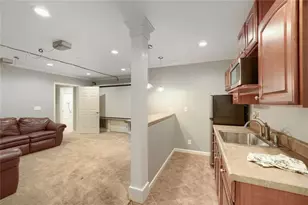330 S Satinwood Pl, Roswell, GA 30076 - Photo 21