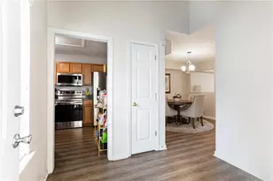 6551 Wellington Chase Ct, Lithonia, GA 30058 - Photo 3