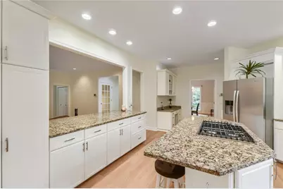5830 Plantation Drive, Roswell, GA 30075 - Photo 9