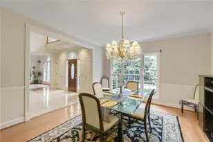 5830 Plantation Dr, Roswell, GA 30075 - Photo 11