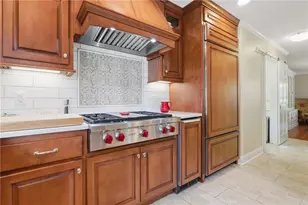 11925 Wexford Club Dr, Roswell, GA 30075 - Photo 7