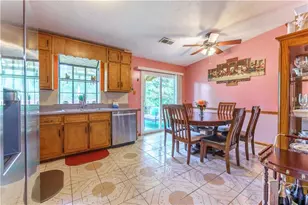 728 Mountain Village Dr, Stone Mountain, GA 30083 - Photo 9