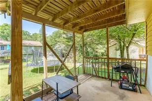 728 Mountain Village Dr, Stone Mountain, GA 30083 - Photo 31