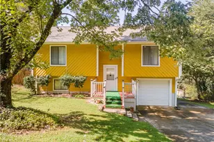 728 Mountain Village Dr, Stone Mountain, GA 30083 - Photo 1