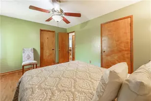 728 Mountain Village Dr, Stone Mountain, GA 30083 - Photo 15