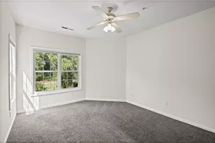 8806 Fairview Bluff Rd, Johns Creek, GA 30022 - Photo 19