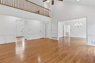360 Stepping Stone Dr, Alpharetta, GA 30004 - Photo 7