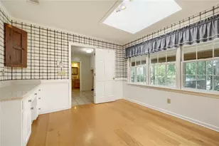 1909 Lake Lucerne Way SW, Lilburn, GA 30047 - Photo 25